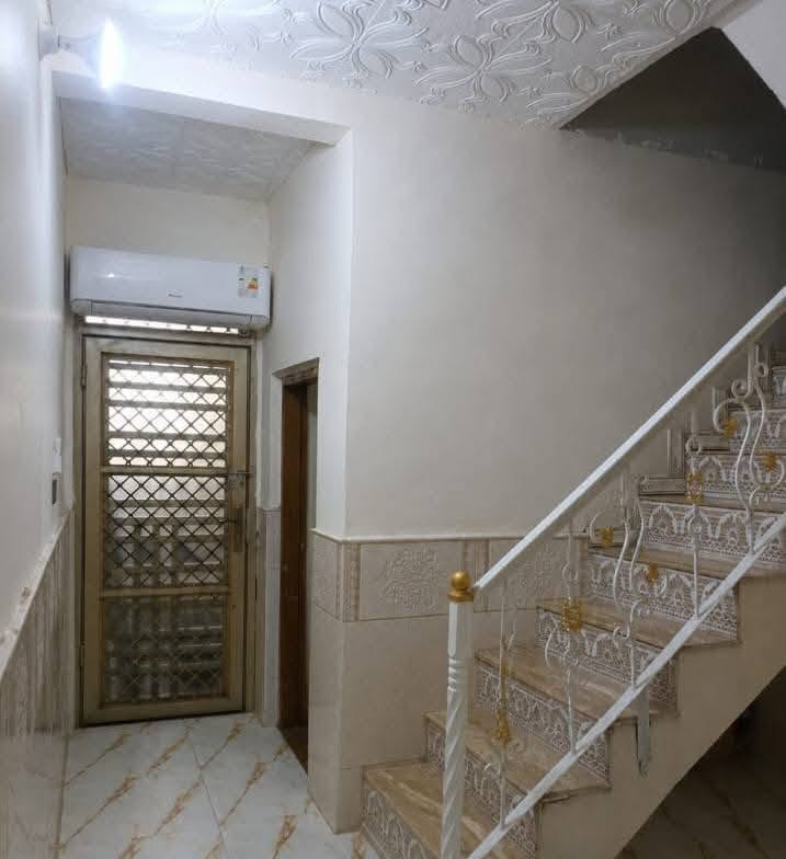 حي الحضاره • ١٠٠م • غرفتين وصاله
