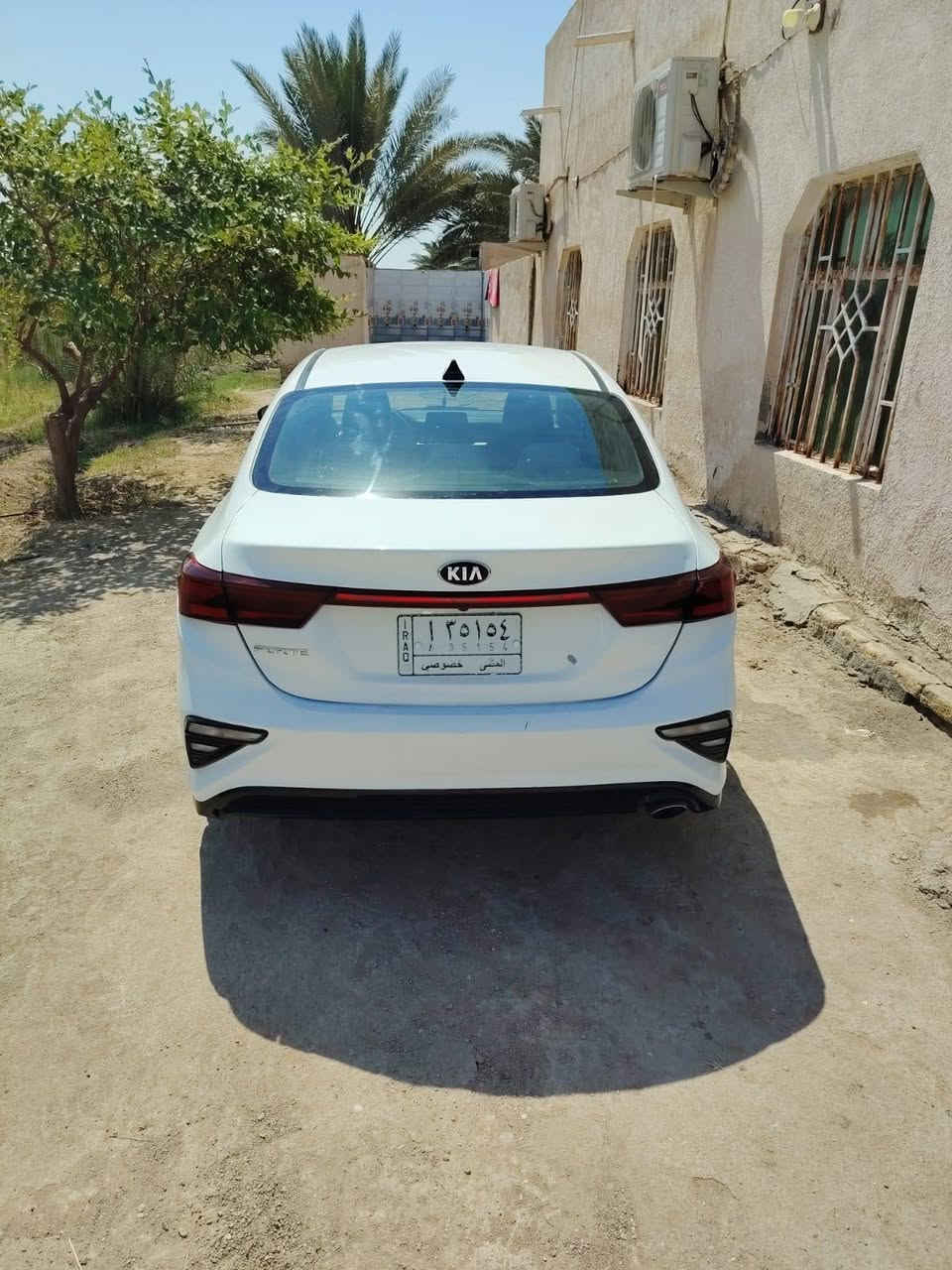 بيع مستعجل
فورتي 22 معوقين السونار بلمنشور 
السعر 118 بي مجال 
***********
