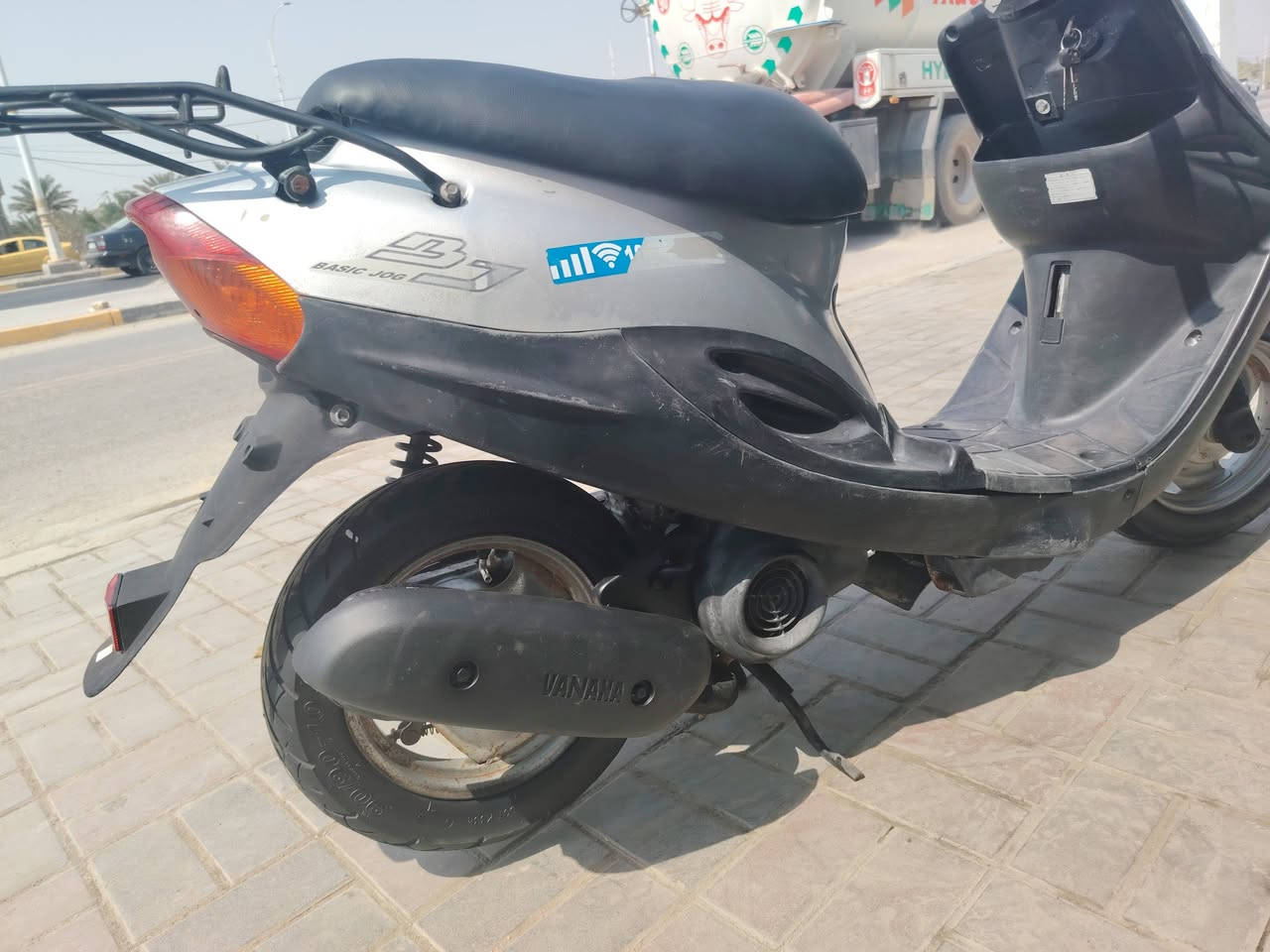دراجه بيجي للبيع السعر ٣٠٠ وبيهه مجال الشراي يتصل عل الرقم *********** كرهبايات شغاله مكينه ناعمه دراجه احله من الصوره
