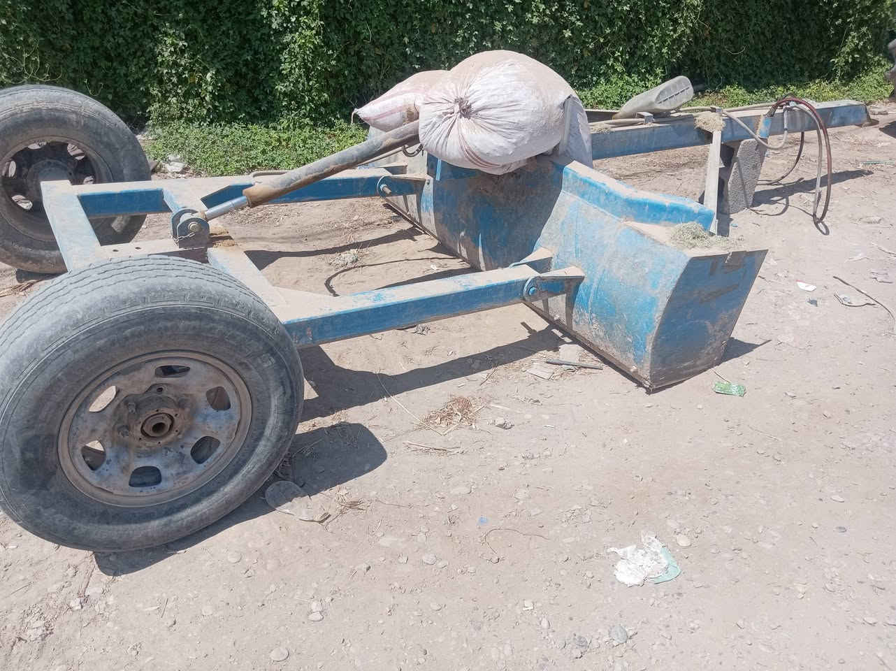 من رخصة الادمن مكينه عنتر للبيع موديل ٨٦نضافه خير من الله *********** مع معدلان
