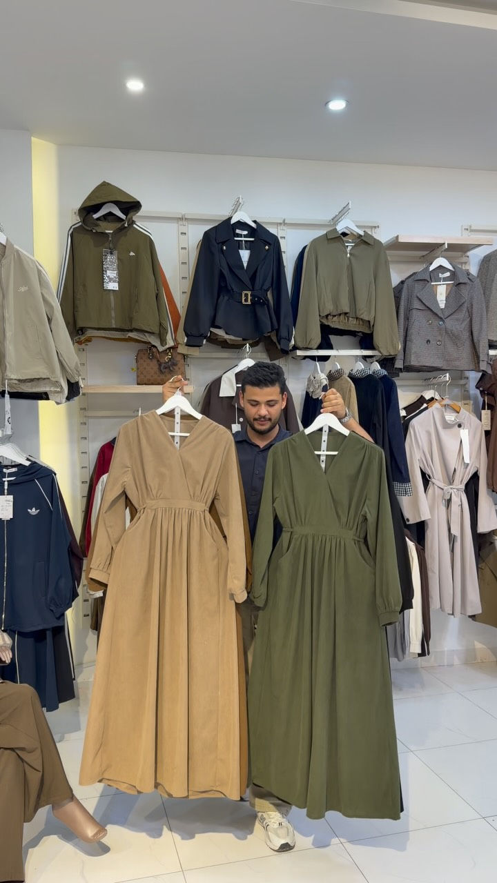 ميدي ١٣٥سم • مقاسات ٣٨-٤٤ • نيو كوليكشن