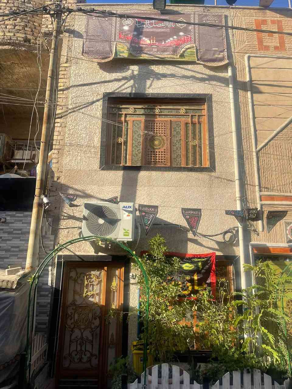 نصف قطعه للبيع قطاع 17 خلف معمل ثلج
هـ***********

