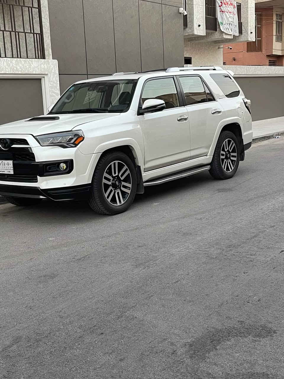 تويوتا فور رنر لمتد ٢٠٢٢
ابيض صدفي لؤلؤي

 ٧ راكب 
المواصفات :
—————-
تشغيل عن بعد
فتحة سقف
نظام التعليق ( X-REAS ) الرياضي المحسن
نظام التحكم النشط في الجر ( A - TRAC )
دبلات هايدروليك ( اللون الأحمر ) 
مصدر طاقة منزلي ١٢٠ فولت
حجم الإطار 20
٨ سماعات JBL 
محرك ٤٠٠٠ cc 
٦ سلندر
حساسات امامي خلفي
رادر امامي جانبي 
٥ كاميرات محيطية
تبريد مناخي منفصل 
كشنات تدفئة تبريد 
وضعيات مقعد سائق 
كشنات كهرباء
كشنات جلد 
كار بلي 
اندرويد اوتو
تحديد مسار
مانع انزلاق
مانع تصادم
مداخل يو اس بي امامي خلفي
تحكمات مري جانبية
مراية سايق اوتو
٥ جامات اوتو 
سبير ويل كب

رقم بغداد بأسمي ( تحويل ثاني يوم )

رايدها ب ٣١٥$ ورقة

مكاني بغداد المنصور

للاستفسار اكثر يرجى التواصل عبر واتس أب أو الاتصال ***********
