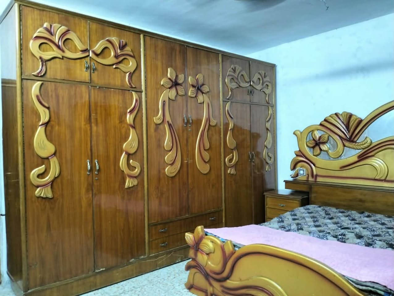 غرفة نوم • ٧ قطع • صاج