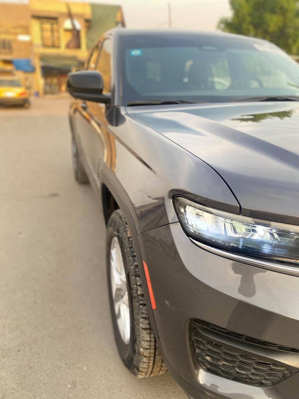 🚘 JEEP LAREDO 2025 🇺🇸
جيب لاريدو موديل 2025 وارد أمريكي
🔹 السيارة قبق الصندوق فقط
🔹 بدون دواخل
🔹 بدون إيرباغ، والكل سليم
🔹 السيارة كلها كبس
🔹 رقم بغداد (شهداء)

✨ المواصفات:
• فول بصمة
• فتحة سقف
• شاشة كبيرة
• كاميرا خلفية
‏• Apple CarPlay
• تحديد مسار
• مانع انزلاق
• مثبت سرعة
• كير ماوس
‏• Drive Modes
• ومواصفات أخرى

📸 صور الحادث متوفرة على الخاص

💰 السعر: 31,000$

📍 العنوان: بغداد الجديدة
📞 : ***********
💬 متوفر خاص  واتساب واتصال

نص مكتوب في الصور:
- 95746835
