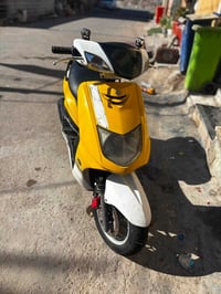 دراجه سكنس نثيه ياباني خطين دراجه طافيه بسبب كابريتر ابيعه كوم حديد ب٢...