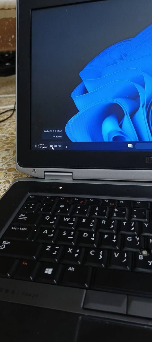 لابتوب ديل مناسب وبطاريه قويه وسعر مناسب جدأ
لابتوب ديل 
كوراي فايف 5
جبل ثالث3
رام4قابل للتطوير
هارد500كيكا قابل للتطوير
بطاريه ممتازه جدأ ساعتين واكثر وحسب الاستخدام 
صوت ممتاز 
نضافه ممتازه حجم اللابتوب ممتاز جدا
بي شخطين صغار ولا يبينون بشاشه بتوصيل صارن ولا يبينن ولا ياثررن ابد 

وبي العاب قويه مثل جي تي اي سان 
وكولف ديوتي 2
وندوز11وسلس جدأ 

والسعر بلاش95الف فقط شراي راسلني او اتصل***********
