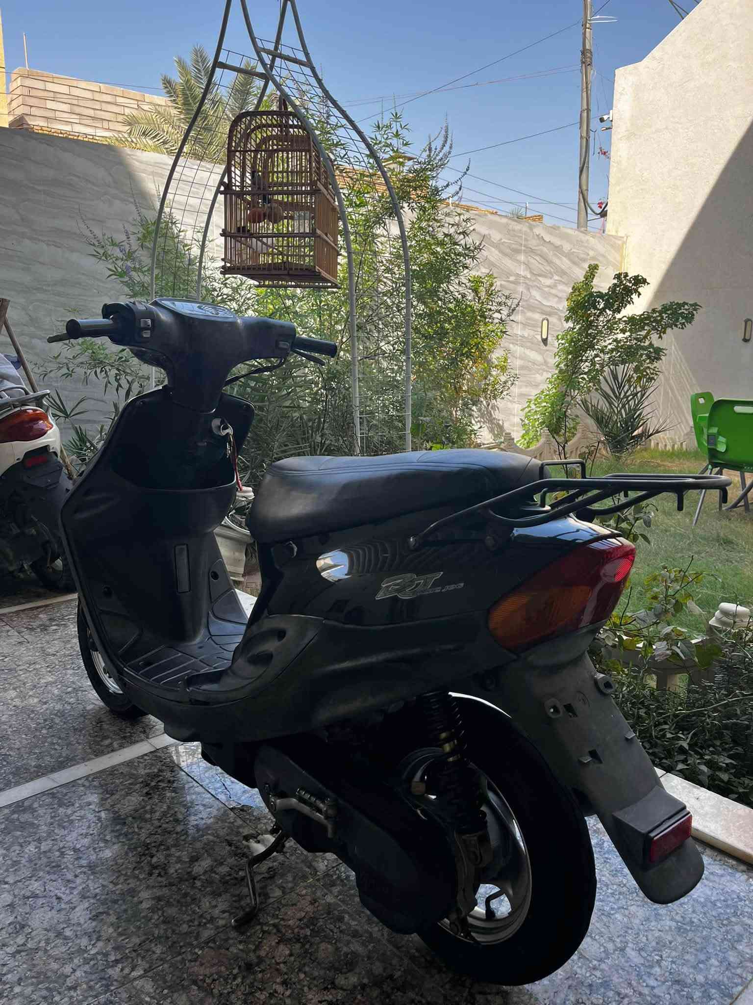 السلام عليكم للبيع دراجه بيجي برغي مامفتوح بيها صارلها 4 اشهر طالعه حاويه وصلها موجود كهربائيات كلها شغاله نگره سلف شلعه ونعومه تخبل مال جناي السعر 700 وبيها مجال قليل متواجد واتساب *********** المو شراي لايكسر ♥️
