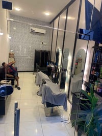 مطلوب حلاق • الاعضميه كريعات