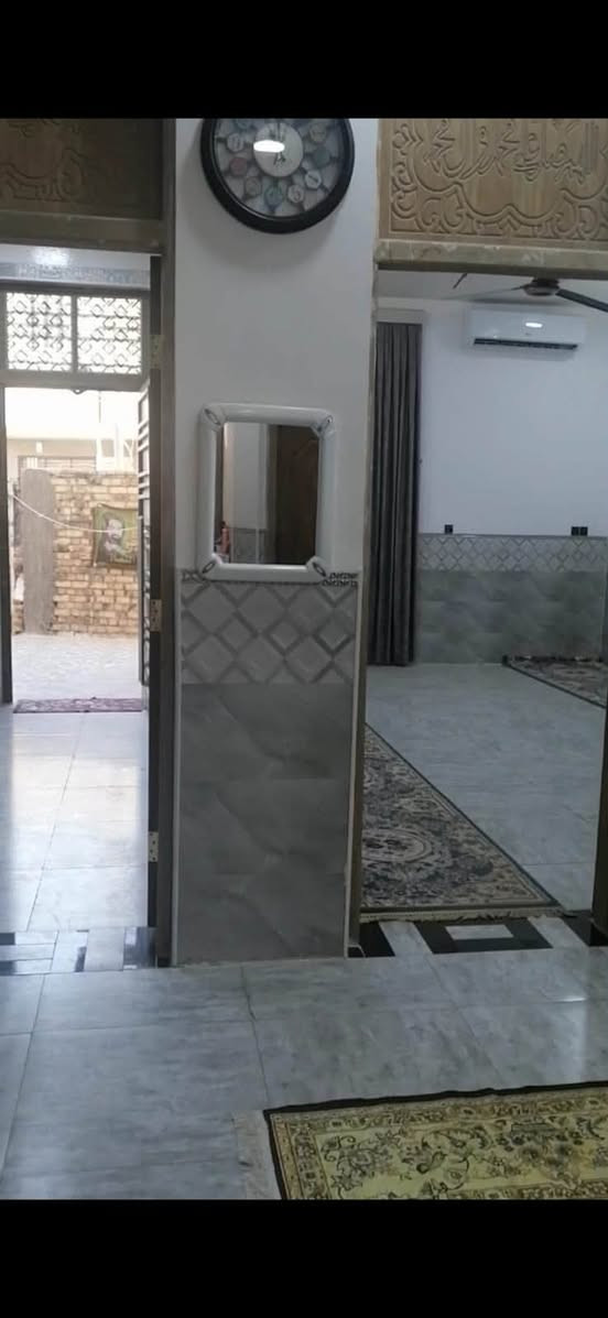 دار للبيع 200 طابق ونص بناء حديث ط1 2 نوم استقبال وصالة ومطبخ وكراج وصحيات ط2 غرفة نوم وصالة مطلوب أسكان 50 تسديد شهريا 250
حي الزهراء شارع المشتل قرب مدرسة الذر المنثور ***********
