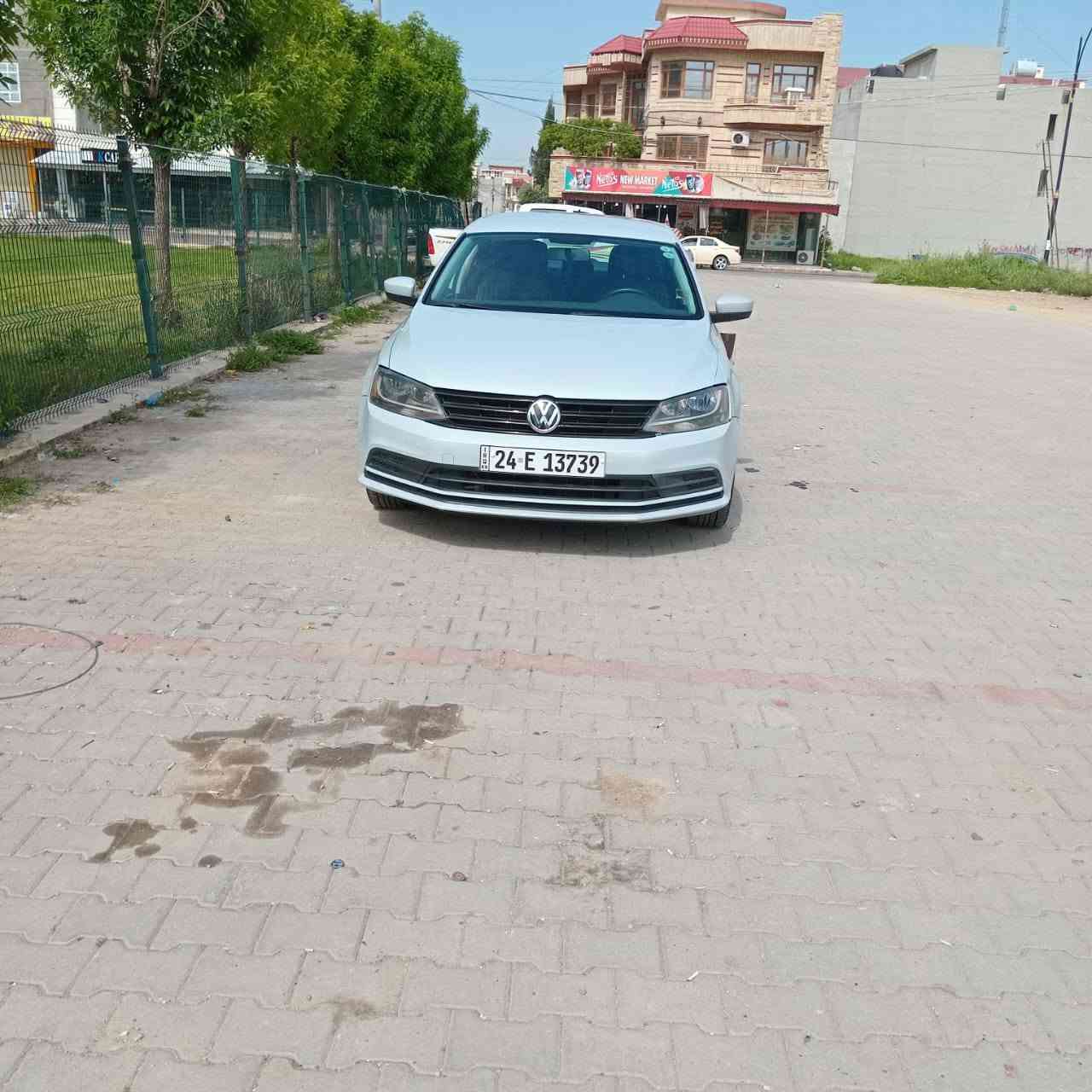 سيارة فوكس واكن جيتا للبيع موديل ٢٠١٧ نظيفة جدا و سنوية حتى ٢٠٢٩، هزة ١٠٠ ب ١٠٠ قبل شهر، طخم تايرات وباتري جديد .  السعر من خلال الاتصال على الرقم *********** واتس اب
