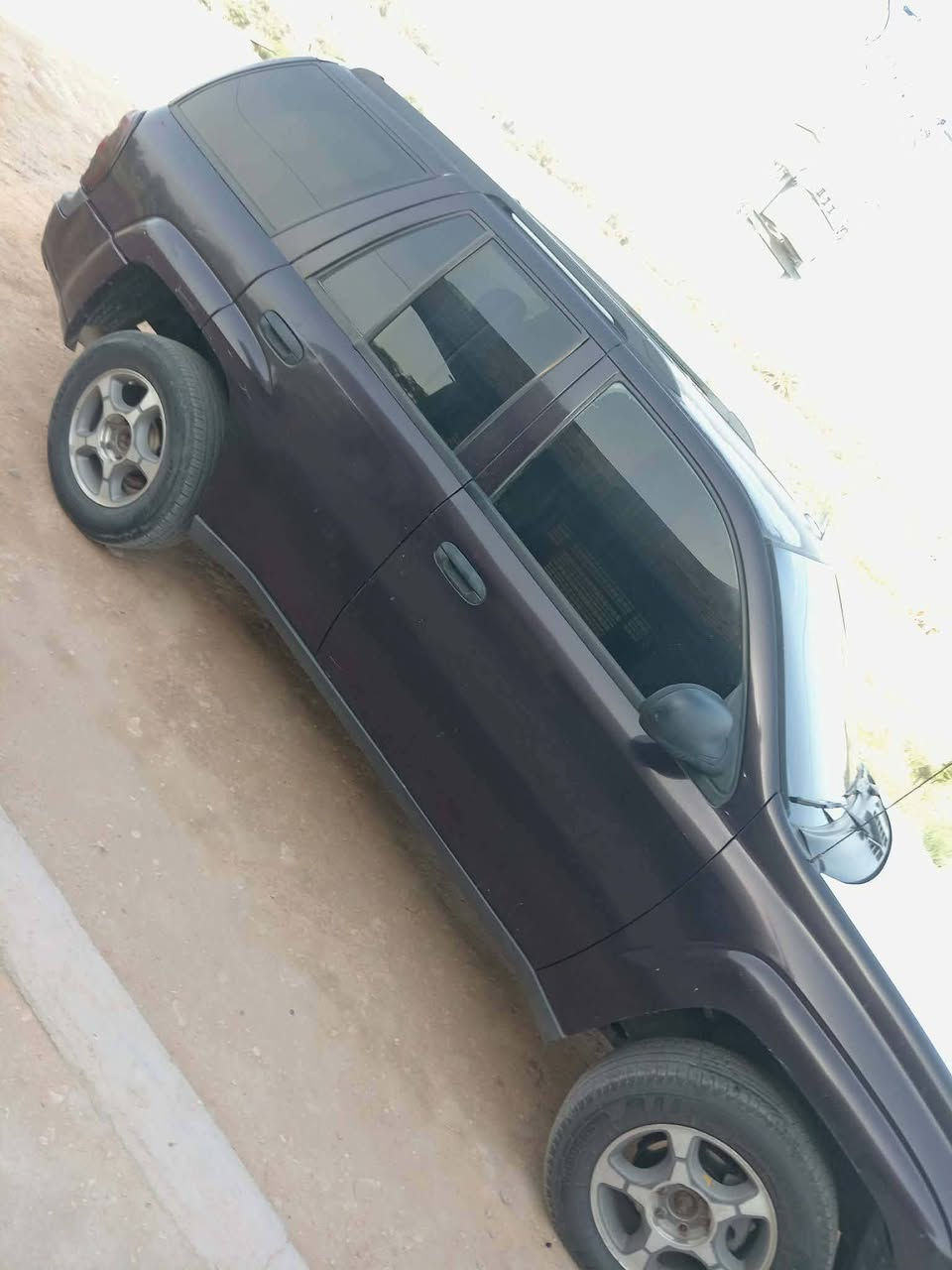 بلايزر ٢٠٠٨ مال مزاد عندي وكاله عامه بيه
بيع 55 بيه مجال قليل او مراوس بيكم ***********      بيدون صبغ مكرك بلادي
