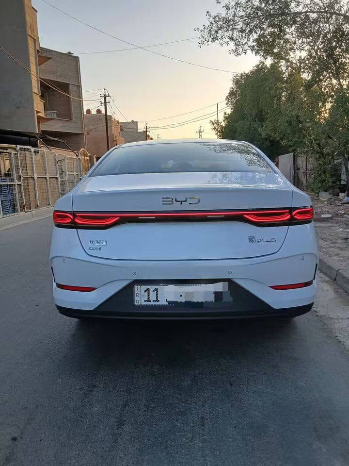 اسلام عليكم 
للبيع فقط 
BYD 2025
داخل ابيض ماشية 30 الف الكلي تحويل مباشر 
كفالة عامة من الصبغ والفتح بارد فقط جاملغ امامي جهة السايق سيارة جاهزة من كلشي 
السعر 18700 وبيه مجال للشراي 
العنوان بغداد العامريه 
اتصال ***********

