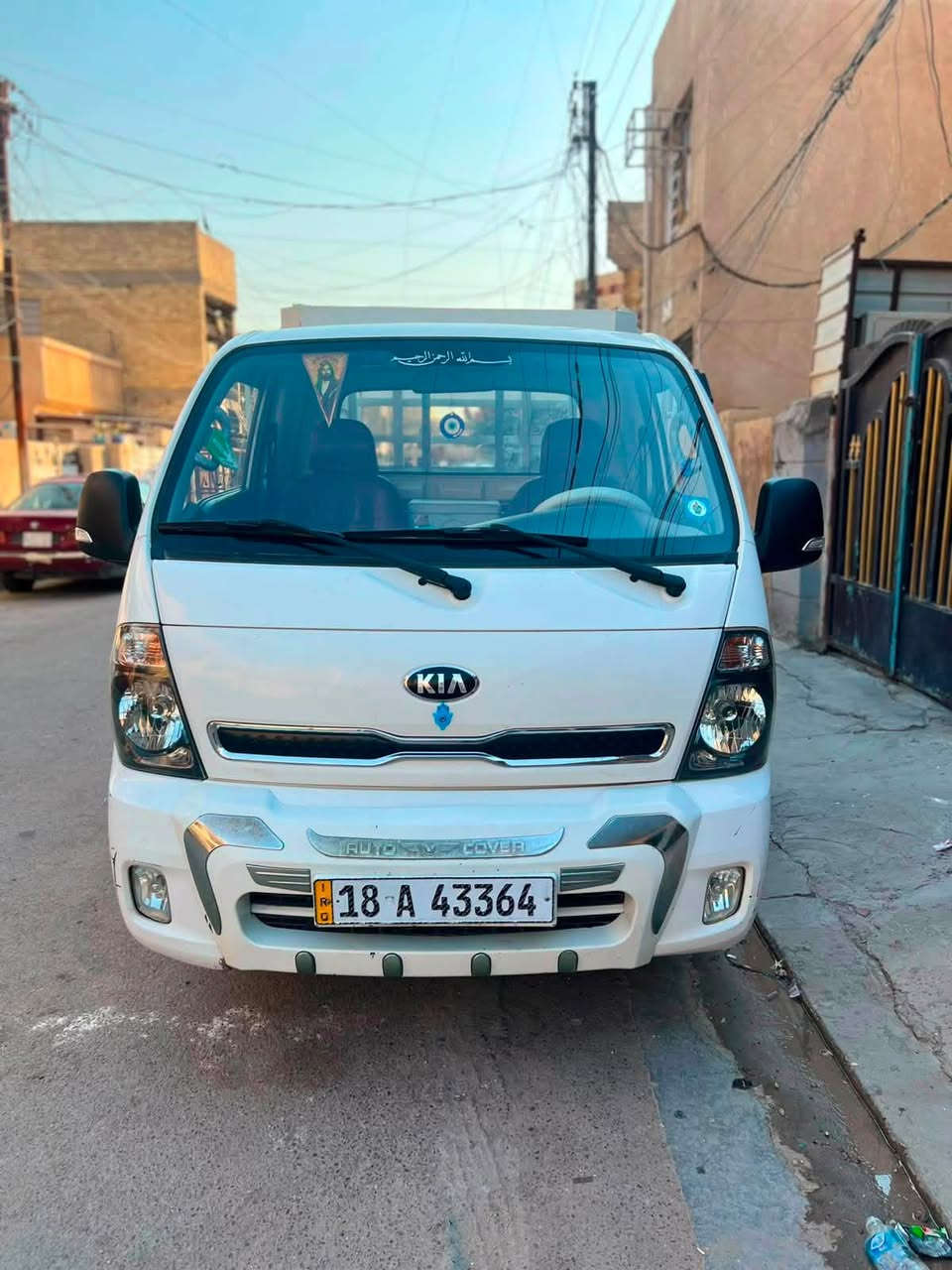 السلام عليكم للبيع كيا بنگو 2017 ماشيه 170. kM (حقيقي) كفاله عامه بلاديه وضع شركه كير مكينه اكسل تخم تاير تبريد ثلج ❄️ عده بيها أربع اصابع صبغ باب السايق اثر شخط بسيط جداً بسمي تحويل ثاني يوم السعر 114$ بيها مجال بسيط جداً مكاني البياع قرب تقاطع درويش للأستفسار ***********

