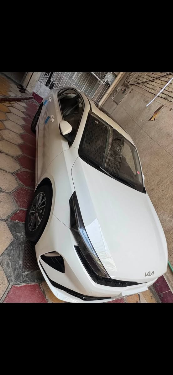 السلام عليكم.
كياكي ثري K3 موديل 2024.

فول مواصفات
محرك 1500 دبل نوزل
رقم اربيل
المواصفات
فتحة
شاشه كامرة
تحكم ستيرن جهتين
بصمه أبواب و بصمه تشغيل
شاحن تايب سي شحن سريع
كير طياره
شاشه بالكير
لايت لد زينون 3 عدسات متحركة + الخلفي هم لد متصل
حساسات امامي خلفي
أشاير لكزس متحركة
صندوك ذكي
 بصمة 
سايد بريك بصمة
(auto hold) أوتو هولد
درايف مود 4 وضعيات
I (sport+eco+smart+comfort) 
عداد المسافه (10،000)
سياره مكفوله  كفاله عامه
السعر (142)
***********
