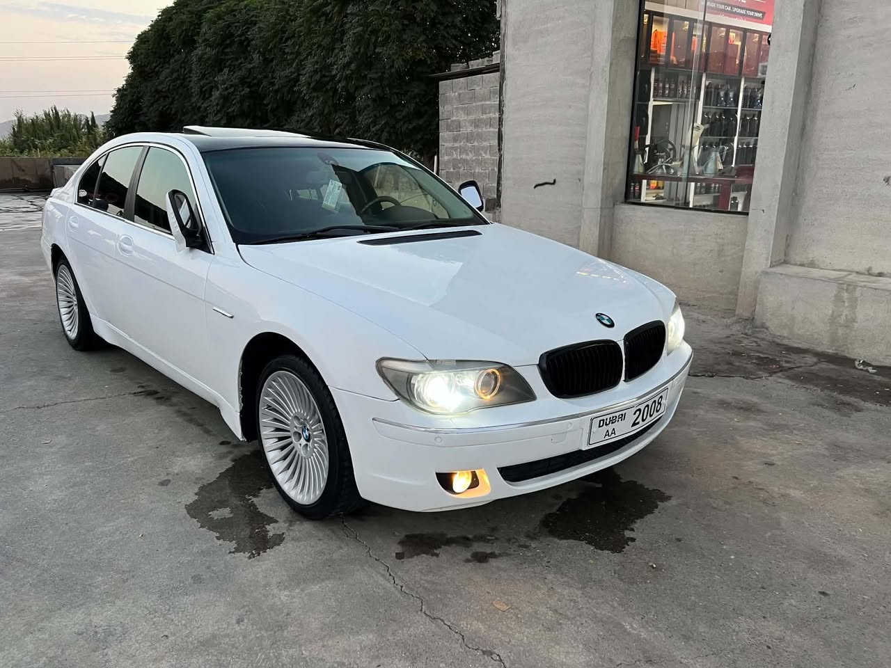 بيم وات وات E65 پيشه كي سه ياره كه ساغه واته مووس براوه ي به شه رت 50$قوفڵی  کە  متر نابێت بۆ مە عا مە  لە تە لە فون مە کە  مه كينه 8بستؤن 740گير تؤ ماتيك سووكان هيته ر سووكان فؤليمؤم ئاوينه كاره باي ده رگه شه فت ته بريد گه روم ساردكوشن سياحي كوشن كاره باي سلايت گيرو مه كينه ي نه گراوه ته وه مؤديل 2008ماوه ي رؤشتن 195kmهه قيقي رؤشتوه شوين سه نگه سه ر ژماره ي موو بايل *********** بشدار, السليمانية
