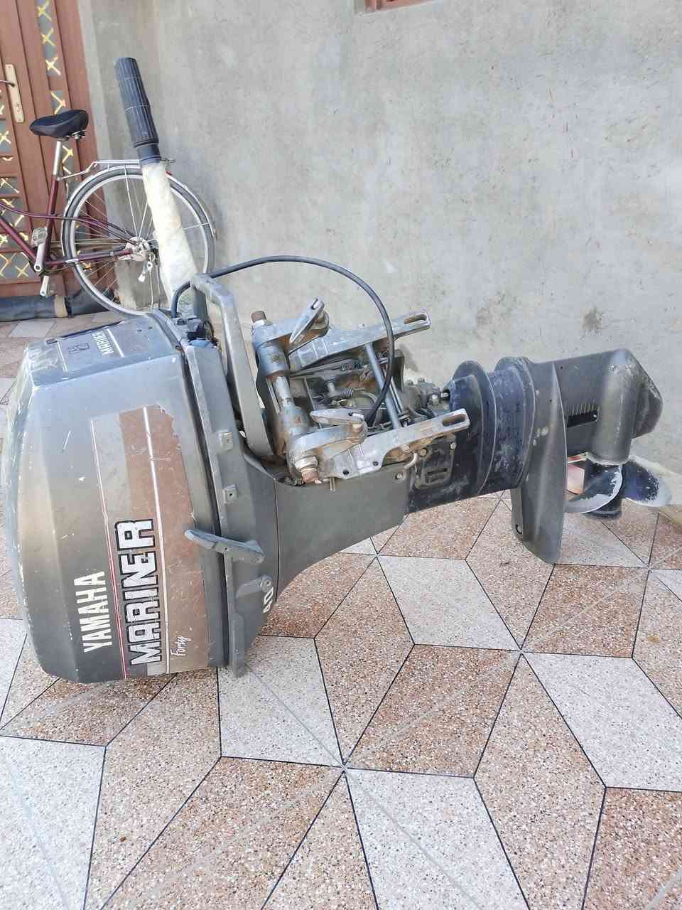سلام عليكم لبيع مكينة ياماهة40 المكينة جديدة السعر 950وبيهة مجال ***********

