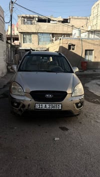 كيا رندو رقم الماني جديد 6سلندر 2700 موديل 2008 5 راكب سياره ماشيه 138...