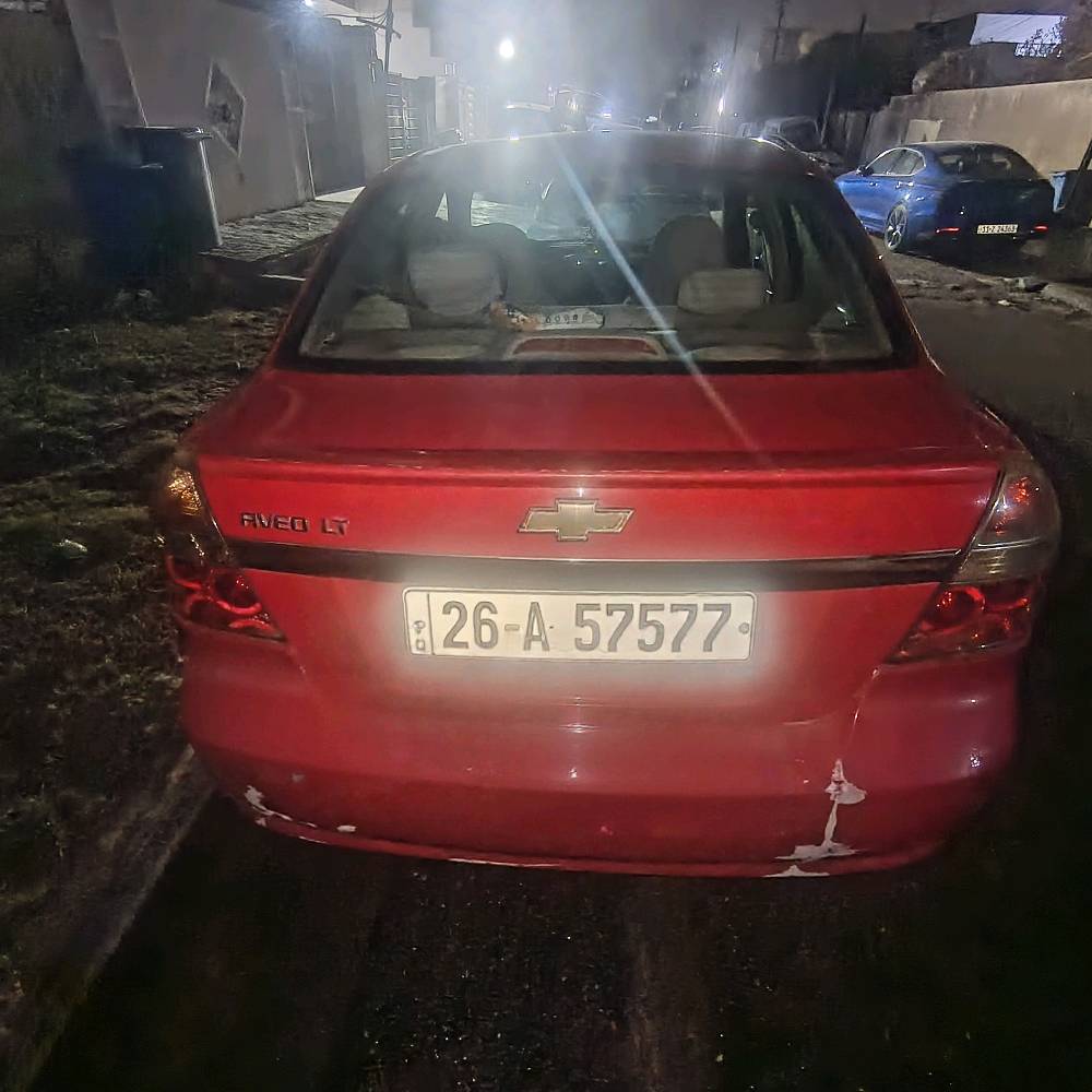 سيارة افيو LT  سيارة حادثها كدامك وارد امريكي سيارة مداىيها كلش وحاطها جنت للبيت شاشة اصليه سماعات ٣ مضبوطه وحده بيها خربطه كهربائياتها ملها شغالة ععدا الهورن بي فد مشكلة اعتقد بلفيوزات سيارة مشيت بيها١٧٠ واني مشغل تبريد الله شاهد سيارة خير من الله تخبل للتواصل واتساب *********** مكانها بغداد العامرية  سعرها ٥٠ بيها مجال