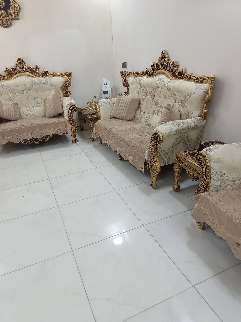 قنفات رئاسي للبيع 400الف الشراي يجي خاص 
***********
