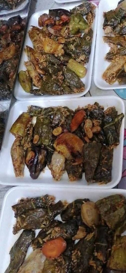 مطبخ علي السماوي😍 للحجز ***********😍 حياكم الله. نقدم لكم أصل الطبخ وأصالة الطعم البيتي، بأعلى جودة ونفس من الطيبات."
⏺️ صينيه دولمه حجم صغير  مع زلاطه ب5000 الاف 
⏺️ صينيه دولمه حجم وسط مع زلاطه ب8000 آلاف 
⏺️ صينيه دولمه حجم كبير مع زلاطه ب10 آلاف
مطبخ علي السماوي😍 للحجز ***********😍 حياكم الله. نقدم لكم أصل الطبخ وأصالة الطعم البيتي، بأعلى جودة ونفس من الطيبات."
