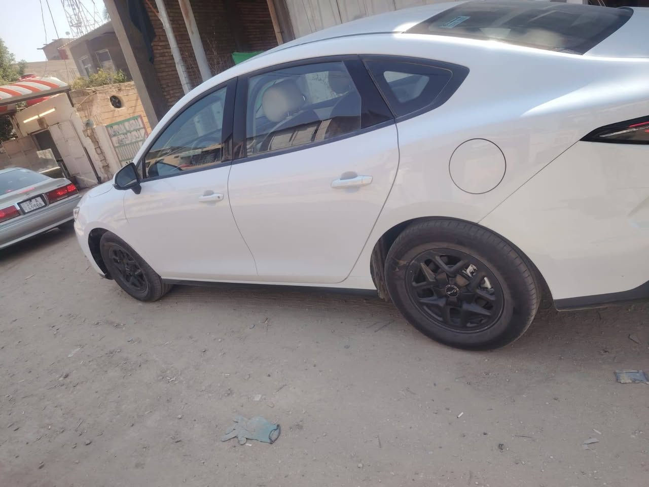 السلام عليكم
بي واي دي سيل للبيع
داخل أبيض
ماشيه 2000
بيه ملاحضه بسيطه
السونار موجود مرافق الصور
السعر 108
مكان بابل سياحي 
 للستفسار اتصل ***********
