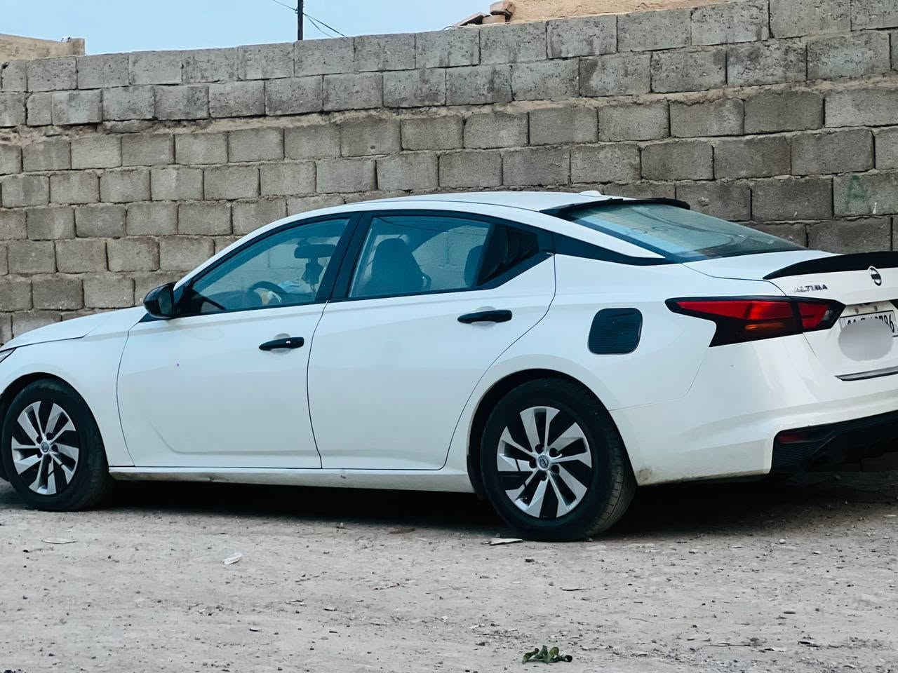التيما ١٩ رقم بغداد بسمي قطعه وحده صبغ جامرلغ فقط السياره كامله من جميع النواحي مكاني بعقوبه للاستفسار اتصل غير متواجد ع النت ***********
