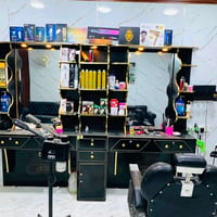 غراض محل حلاقه كامله للبيع سعر خاص مكان بغداد 07821106711