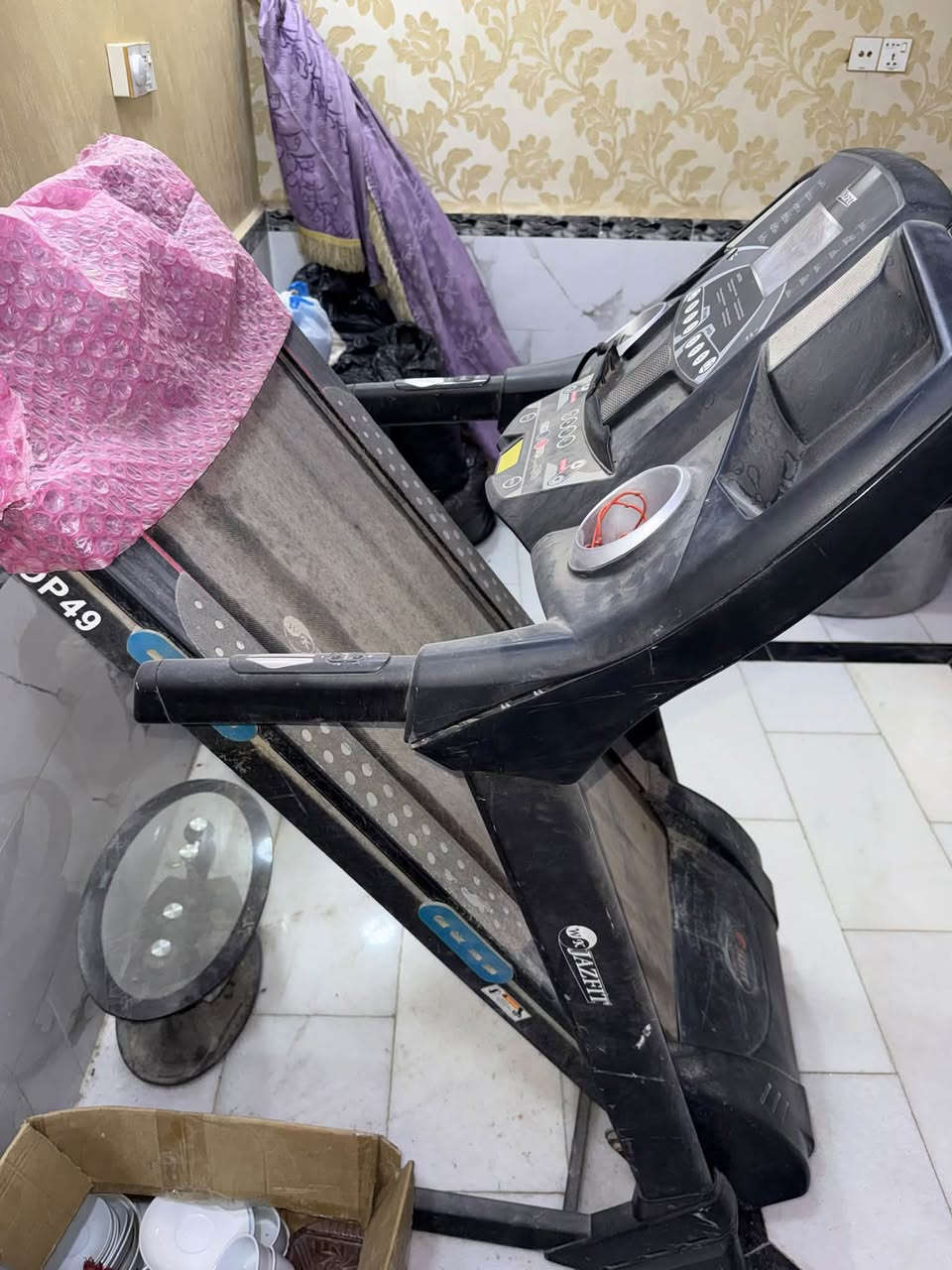 غراض للبيع مستعمله كونتر جديد اصلي مبطن عنواني قرنه شرش صويلح***********
