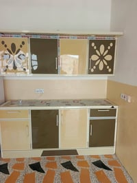 كاونتر مترين • سنك متر ونص • طباخ ٤ عيون