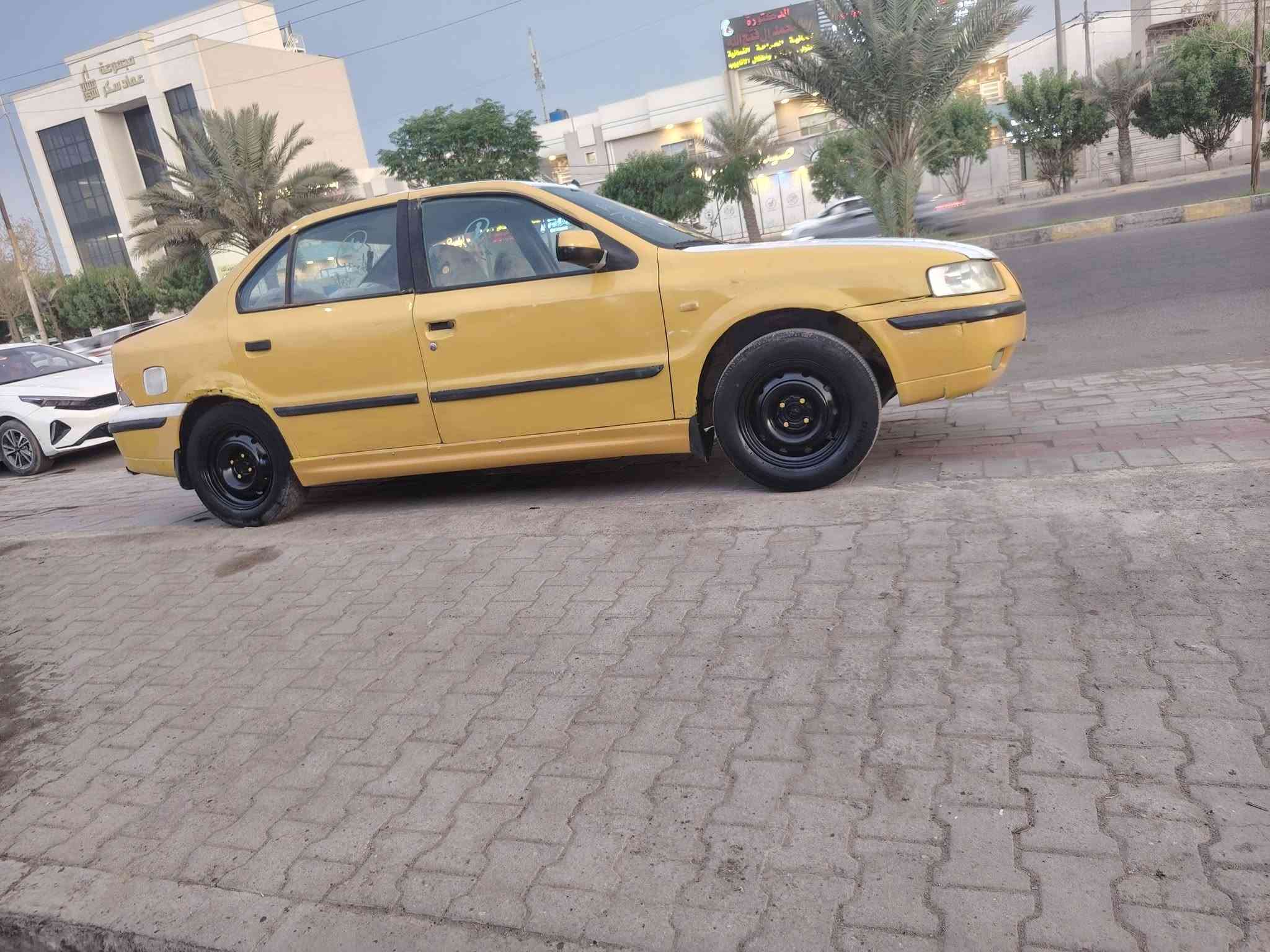 سمند • ٢٠١١ • نجف ابصخير