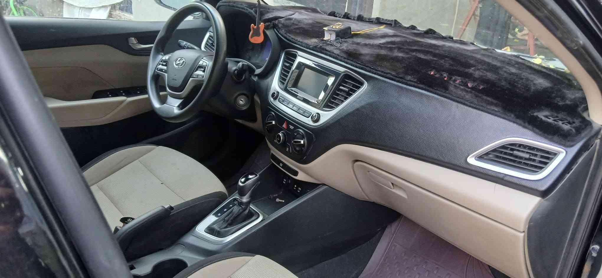 السياره جديده حيل
تبريد حداديه جاهزه 

معوقين السياره 

كير مكينه خير من الله 

مكينه١٦٠٠

السعر ١٠٦ وبيه مجال 

العنوان ناصريه

***********
