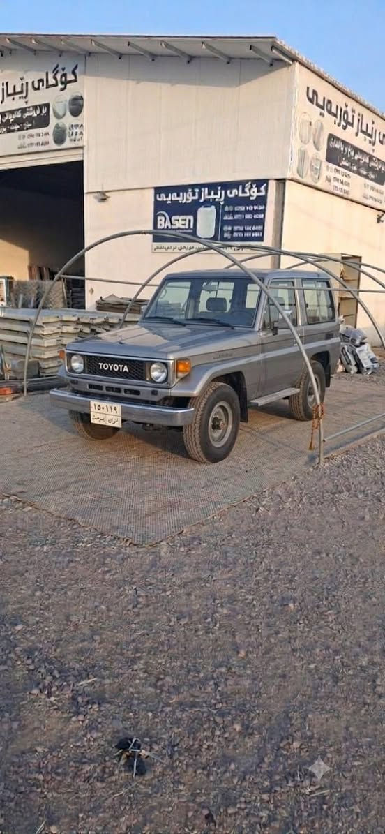 کۆگای ڕێباز تۆربەی  بۆفرۆشتنی باشترین جۆری گەراجو بەیتی6بە4ر بەهەرزانترین نرخ دانەی80000هەزارە ناونیشان دووسایدی گشتی چوارقوڕنە گرجان بەرامبەر گوندی گرجان کۆگای ڕێباز تۆربەیی ژم***********ئاسیا***********گەیاندنیشمان هەیە
