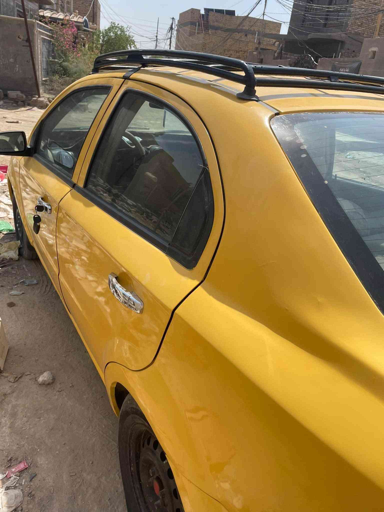 أفيو خليجي للبيع
اجره موديل لون أصفر 🚖
سيارة مرتبة وجاهزة للاستخدام 👌

✅ كير ومحرك خير من الله
✅ تخم تاير حدادية ومنضومة
✅ منظومة تبريد جديدة
✅ صبغ عام وضربتها بالجنطه 
✅ رقم بغداد. وتحويل ثاني يوم وشرط مداور ضروري
✅ السنوية لغاية 2025 صاقطه صار سنه 

💰 السعر: 42  – بيه مجال قليل حق الجيه

📍 المكان: الديوانية
📞 للاستفسار والتواصل: *********** واتساب 

🔥 السيارة تستاهل المعاينة، والبيع للجادين فقط.
