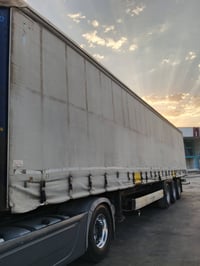 البيع بس جادر فقط  سعر 7 اوراق وبي مجال  الاستفسار اتصل 07701079142