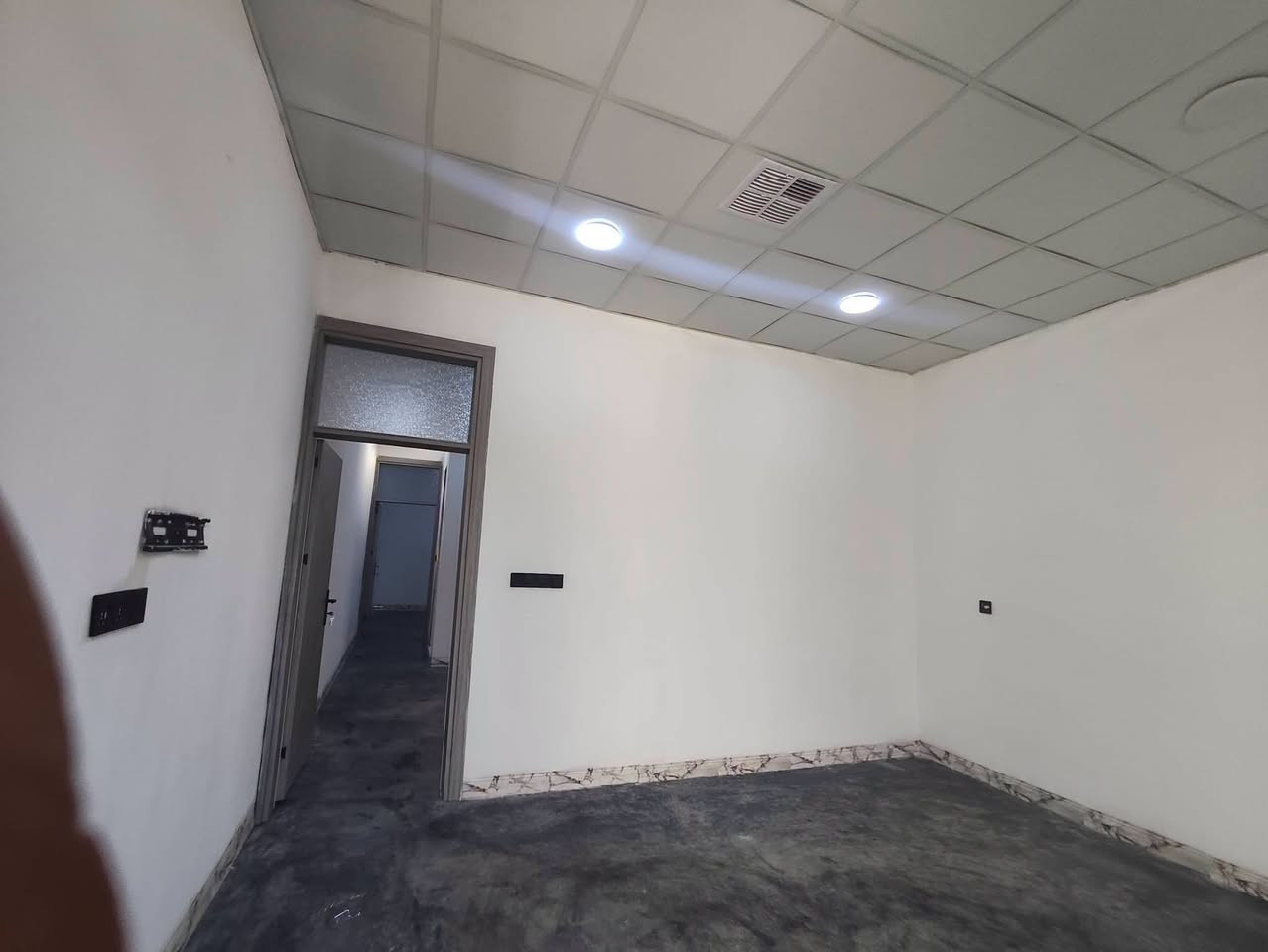 رقم الاعلان 2481
#دار للبيع 100م
صفر _مامسكون _zero
كركوك بنجاعلي قريب جامع برواداران
#مكونات (غرفة نوم مطبخ استقبال وصحيات وكراج سيارة)
نظام دكت 
فول خدمات
فرع عريض
فرع تبليط
ماي حلو بين يوم ويوم
قريب من مدرسة
#سعر 30 مليون وبي مجال
📲 *********** واتساب
📲 *********** واتساب
#مكتب_ازاد_للعقار
