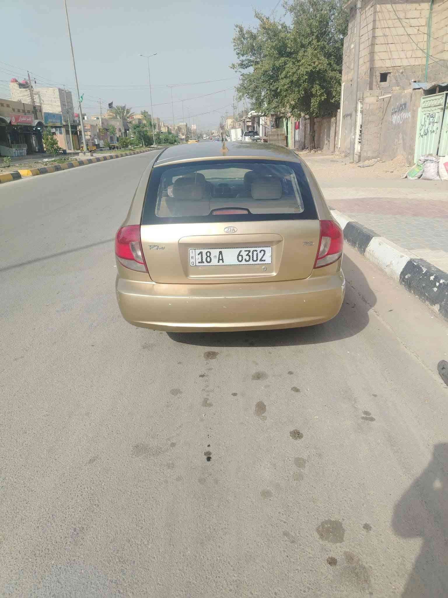 سلام عليكم كيه ريو موديل 2004 كير ومكينه كورله مال حاويه بيدي محورها كهربايات كلها شغاله سنويه 31 مكان كربلاء حي العسكري الاتصال *********** السعر 48 قفل
