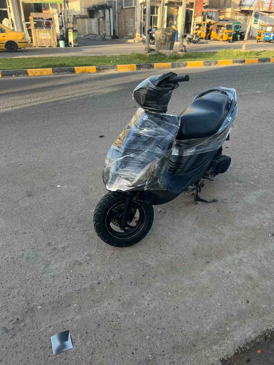 دراجه سيام ادرس ياباني للبيع مفتوحه مره وحده دراجه نظيفه حيل نگره سلف باتري جديد كفرات نظيفه سعرها 275 وبيها مجال لشراي  اتصال او مراسله ع خاص ***********
