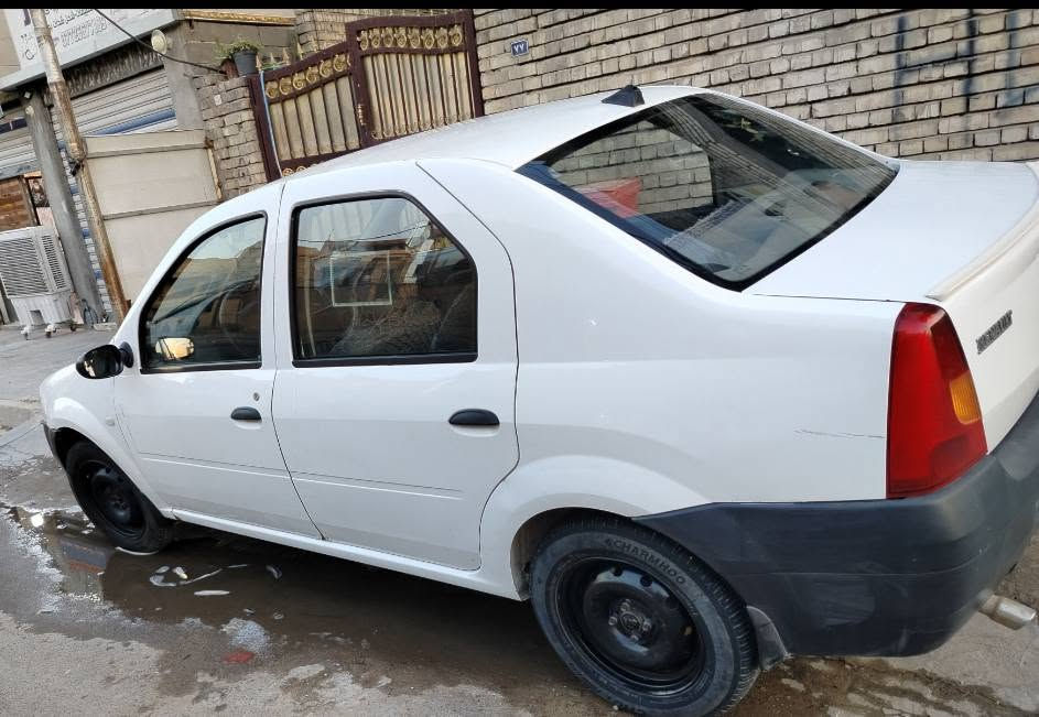 السلام عليكم
رينو لوكان للبيع السيارة نضيفة مابيها صبغ 
مكينة توب وتبريد جديد 
شادلها شاشة رقم بغداد
السعر ٤٨ 
للاستفسار ***********
