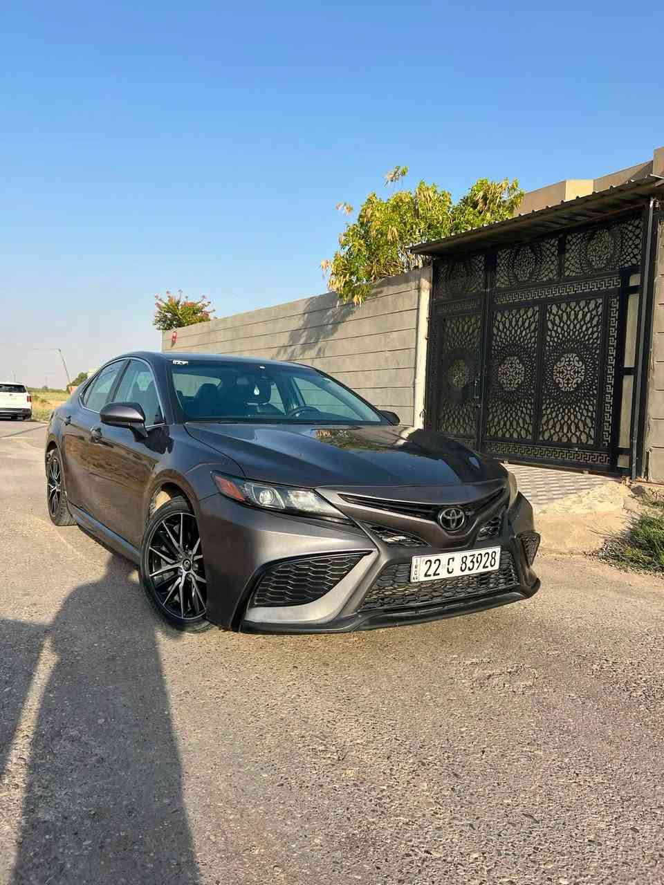 السلام عليكم
كامري    (Toyota Camry)
الفئه (se)
الموديل 2021
السعر 170 وبي مجال
للأستفسار الاتصال على الرقم (***********)
