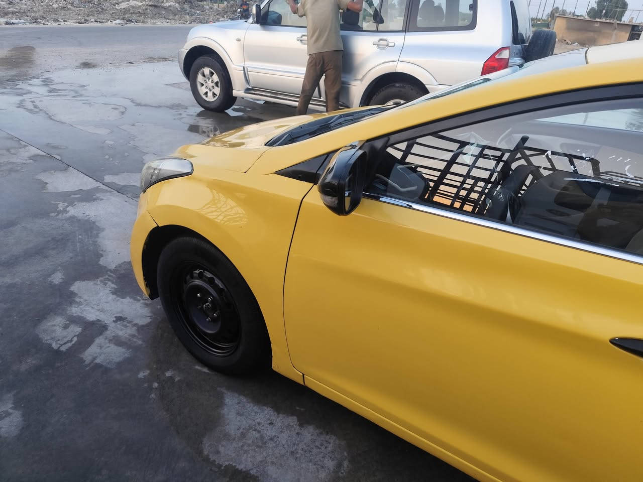 تنباع مقدمه والباقي قسط شهري
سياره جهازه علا الاخير سونار مرفق بلمنشور
شاشه 
كامره
اشاير بلمري
تحكم سترين
لايت زنون
كشافيات ثلجي
تبريد ثلج شرط علا سويج
***********
