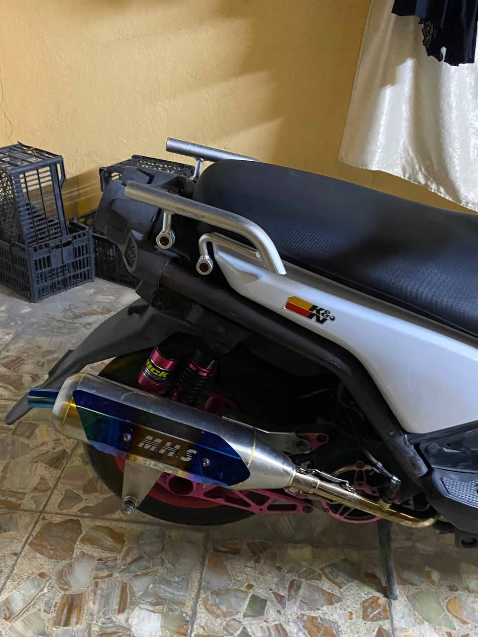 سكنس جبلي للبيع
دراجه حلوه ونضيفه غراضها موجوده قبق هندر والهاوزن البلادي والدبلات مالتها البلاديه هم موجودات لون ابيض جديده وعليها عقل رياضي rs mini وصالنصه بوري عدل كلجاتها قويه بس الامامي شويه تعبان يرادله تبديل ومكينه رياضي 58 مكاني بغداد الدراجه رايدها ب950 وبيها مجال للشراي التواصل واتساب
***********

