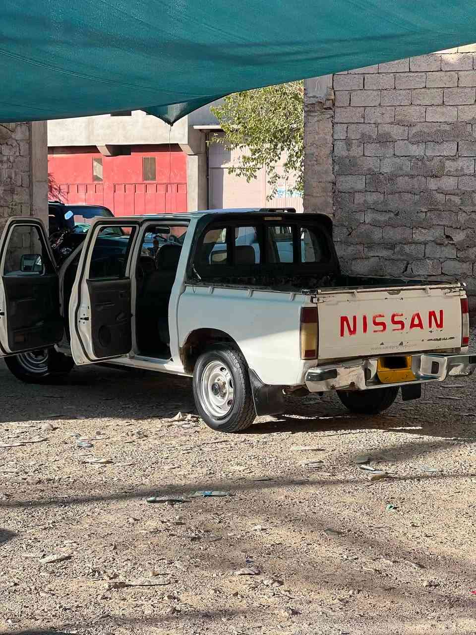 السلام عليكم
نیسان پیکاب 
2001
ڕەقەم هەولێر 
سەنەوی بەسەر چووە لە 2020وە
سەیارەیەکی تابڵێی پاک و جوانە 
لە هەڵەبجەی شەهیدم 
نرخی / 66 گەڵا 
ژمارە موبایل/***********
