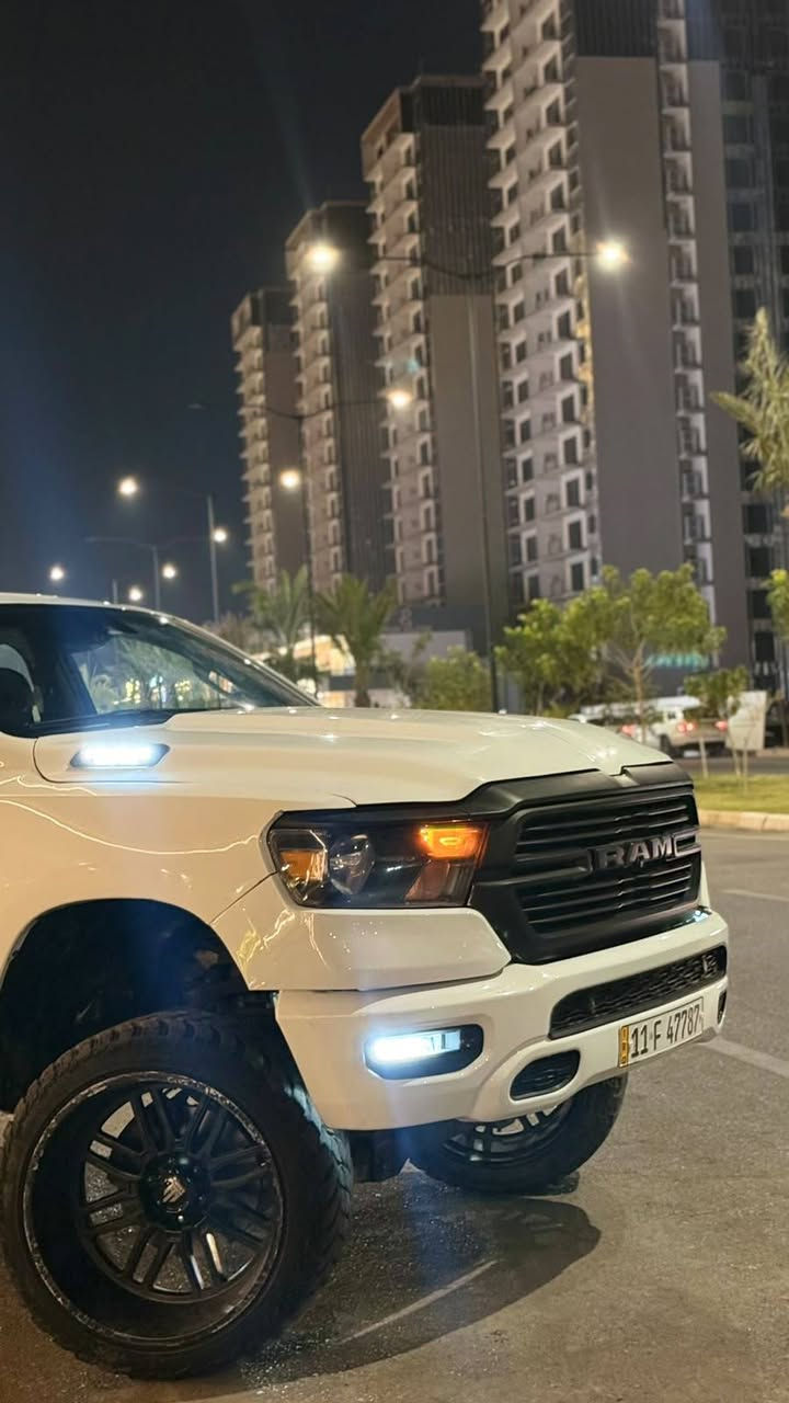 للبيع أو المراوس – RAM 1500 Big Horn Lone Star موديل 2023

موديل: 2023

فئة: Big Horn / Lone Star

محرك: 5.7 HEMI eTorque

الممشى: 33 ألف

رقم بغداد الجديد

تحويل ثاني، صدر جديد

تبريد ممتاز والمحرك بالكامل بحالة ممتازة

صبغ جاملغ وبنيد فقط، بدون شاصي

ترفيع وكالة من شركة Mopar مع رنقات وتايرات 24

كير ماوس

كاميرا أمامية وخلفية

كشنات تدفئة وتبريد

ستيرن تدفئة

بريك كهربائي

سيارة نظيفة جداً وجاهزة للاستخدام

📍 الموقع: بغداد – حي الجهاد

📞 للاستفسار:***********

السعر: مناسب جداً وجوه السوق، والجاد يتصل. بغداد, العراق
