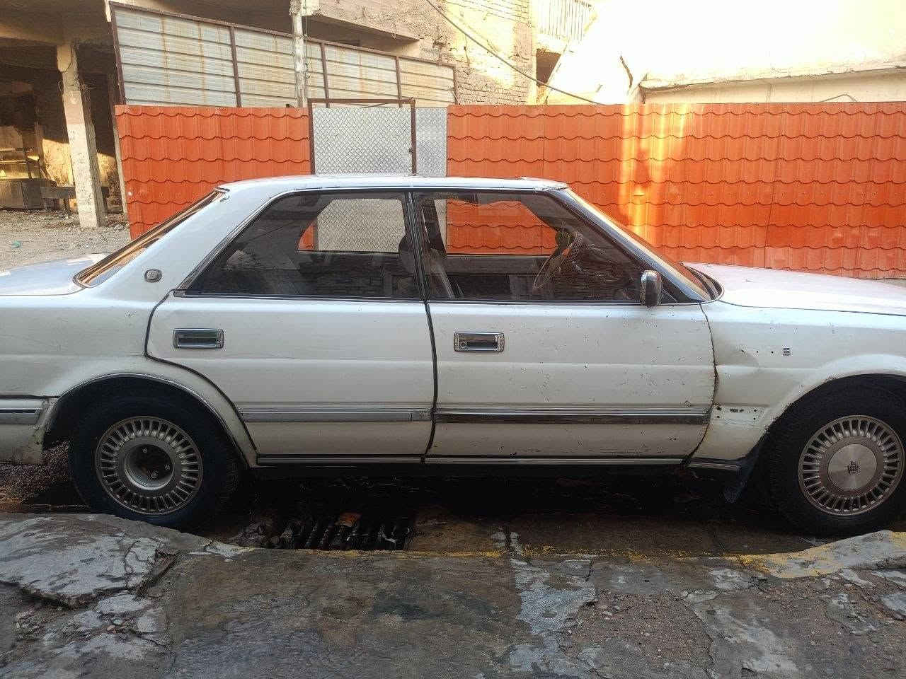 هارتوب ايسر بلادي موديل1989 رقم بغداد بسمي  مكاني بغداد سنويه منتهيه صار3اشهر للبيع محتاج عندي مريض  سعرها24ورقه وبيها تأخير بلنمر وقليل تصلحيات  هذا رقمي ***********
