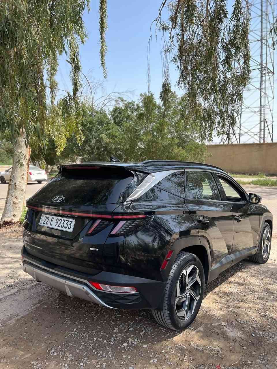 توسان موديل 2022  وارد امريكي
ماشيه ٩٨ ميل 
حادثها جاملغ وباب خلفيه 
فول مواصفات واحد على واحد 
بانوراما
شاشه دجتل 
كامرات خلفيه اماميه بل صفحات 
كامرات بل مري
حساسات 
رادرات 
تشغيل عن بعد 
كشنات تدفئه تبريد
محرك 2500 
كير دكمه 
بعد بيها هواي مواصفات
السعرر180 ورقه
مكاني بغداد
رقم
 ***********
***********
