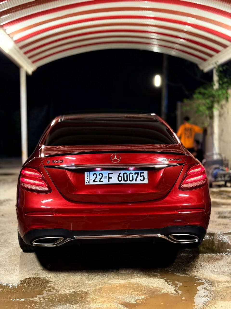 🔥 للبيع مرسيدس E300 AMG ألماني موديل 2020 🔥
للبيع سيارة نظيفة جداً ومعتنى بها بعناية فائقة، استخدام شخصي، بحالة ممتازة من الداخل والخارج.

✅ AMG Line أصلي
✅ موديل 2020 ألماني
✅ ماشية 130 ألف كم
✅ وكالة بالكامل بدون أي نقطة صبغ
✅ سقف بانوراما
✅دبل ماوس 
✅شاشة ديجتال متصله ٣ وضيعات عدادات ( سبورت - الافتراضي - متقدم ) 
✅اوتو بارك ( السيارة تركن نفسها ) 
✅اوتو ستارت ستوب 
✅ كاميرات 360 درجة
✅ رادار ومساعدات قيادة
✅ نظام التحذير والحماية الأمامي
✅ لايت Multibeam الذكي الأصلي
✅ إضاءة ترحيب عند فتح السيارة
✅ هيتر (تدفئة مقاعد)
✅ بصمة تشغيل ودخول ذكي
✅ شاشة كبيرة ونظام معلومات متطور
✅ أوضاع قيادة متعددة (Comfort / Sport / Sport+ / Individual)
✅ حساسات أمامية وخلفية
✅ مرايا كهربائية قابلة للطي
✅ ويلات AMG أصلية
✅ داخلية جلد وكنتارا مميزة و فاخرة
✅ تكييف ثنائي المناطق 
✅ Ambient Light إضاءة داخلية فاخرة
✅ ستيرن AMG متعدد الوظائف
✅ محرك وكير وشاصي بحالة ممتازة
✅ وضعية النطاق المريح … 
✅ قيادة ذاتية كاملة 
✅ تحديد مسار 
✅ مثبت سرعة 
✅ علامة مرسيدس رادار وهيتر الي هي اعلى فئة بالe 
✅ مري قلاب 
✅ تعتيم المري اوتو 

السيارة من أنظف سيارات السوق، والفحص بأي مكان يختاره المشتري.

💰 السعر: 345$ قابل للتفاوض بعد المعاينة.

📞 ***********
