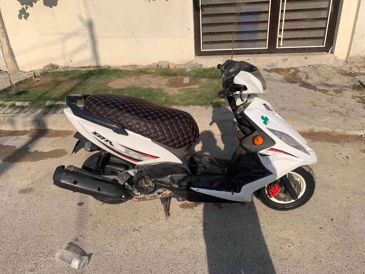 جيتي ار
مكينه خير من الله لاتنقيص لاتبخير  نكره بكل وقت 

مكفوله كفر لأمامي مبدل تايوان باقي ختم واحد بيه نواقص بسيطه واقيه صالنصه وكلج امامي سعر650 قفل جماعت 550 لحد يتعب روحه مكاني بلديات رقمي***********
