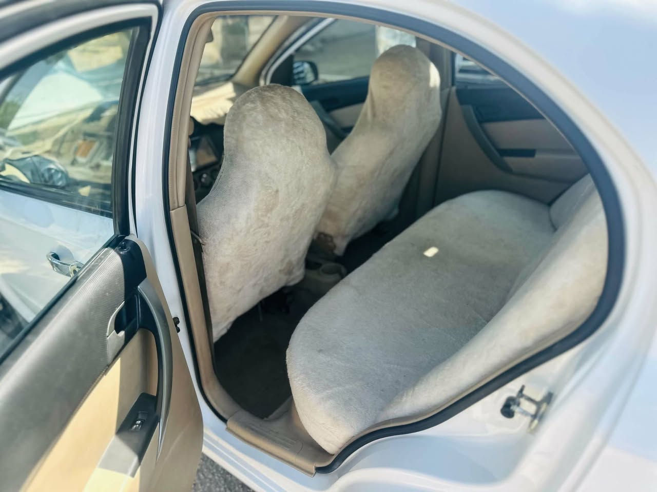 افيو خليجي مكفول من الصبغ بيه بارد قليل سياره جديده تبريد ثلج صدر جديد جاهزة محرك مفتوح رقم نجف تحويل مباشر كير أوتو جام كهرباء  موديل 9 العنوان النجف العباسيه السعر 68 بيه مجال الشراي يتصل ***********
