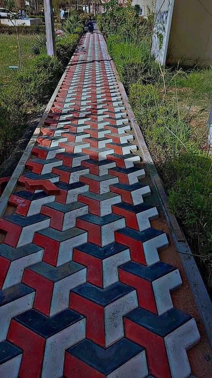 🚧✨ حول أرضك إلى تحفة فنية مع أعمال المقرنص والساقيات والكربستون ✨🚧
نقدم لكم تنفيذ جميع أعمال:
🧱 المقرنص بأحدث التصاميم
🛣️ الساقيات وتصريف المياه باحترافية
⬜⬛ الكربستون بجميع المقاسات والألوان
🏡 تبليط الساحات والحدائق والممرات
🏢 تنفيذ المشاريع السكنية والتجارية
✅ جودة عالية ومتانة طويلة الأمد
✅ دقة في التنفيذ والتشطيب
✅ أسعار منافسة تناسب الجميع
✅ خدمة متوفرة في جميع محافظات العراق
📞 للحجز والاستفسار: ***********
 *********** 
📍 نخدم جميع محافظات العراق
💎 خبرة • دقة • إتقان نجعل أرضك أجمل ونضيف لمسة فخامة تدوم لسنوات
#مقرنص #كربستون #ساقيات #ثرمستون #تبليط_الساحات #أعمال_خارجية #بناء #ديكور_خارجي #العراق #بغداد #البصرة #أربيل #النجف #كربلاء #الموصل #الأنبار #ديالى #واسط #الديوانية #ميسان #ذي_قار #صلاح_الدين #كركوك #بابل #المثنى #دهوك #السليمانية #مشاريع_سكنية #مقاولات_العراق
